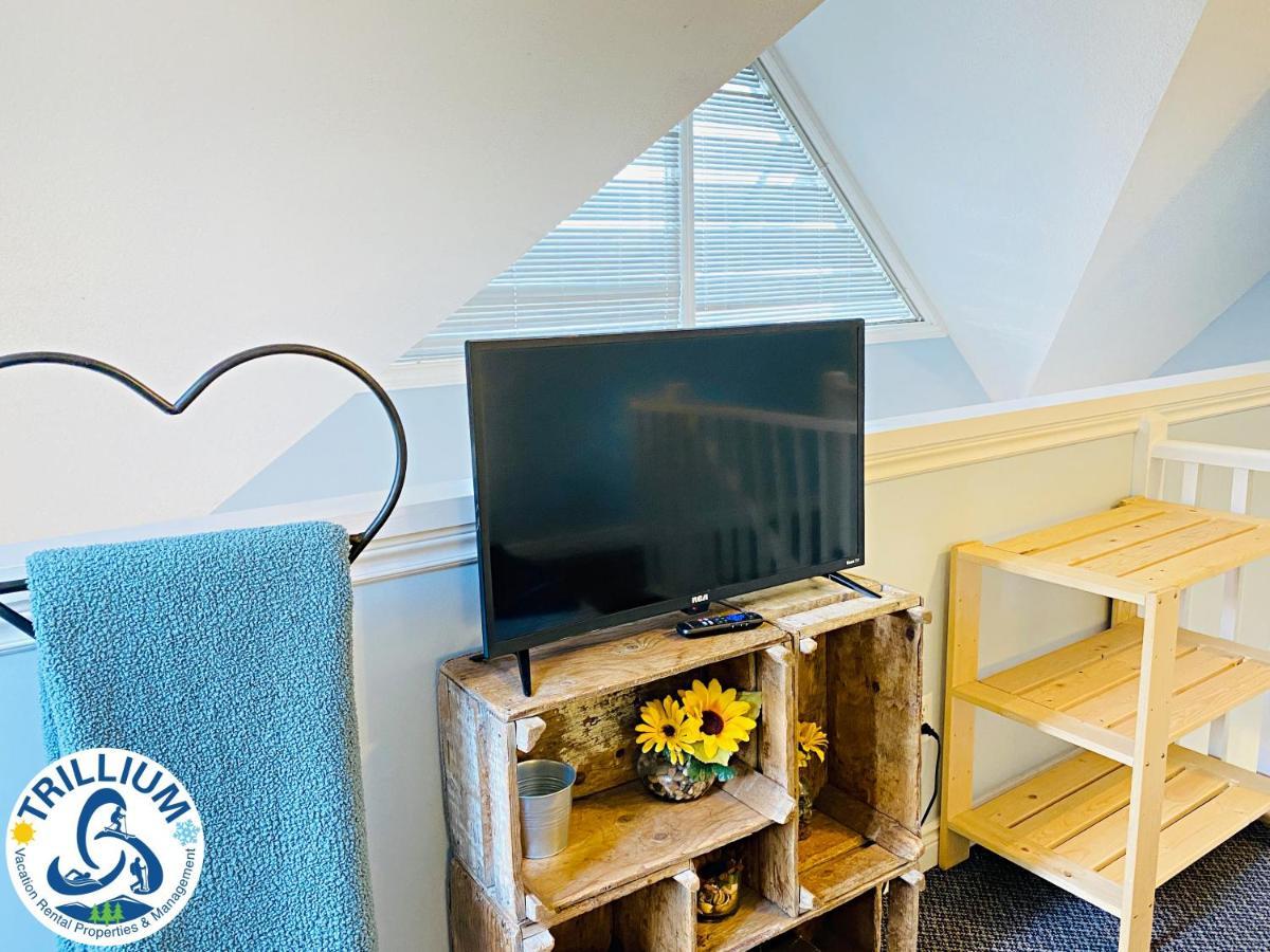 Cozy Studio Loft With 2 Baths Next To Slopes Blue Mountains Extérieur photo