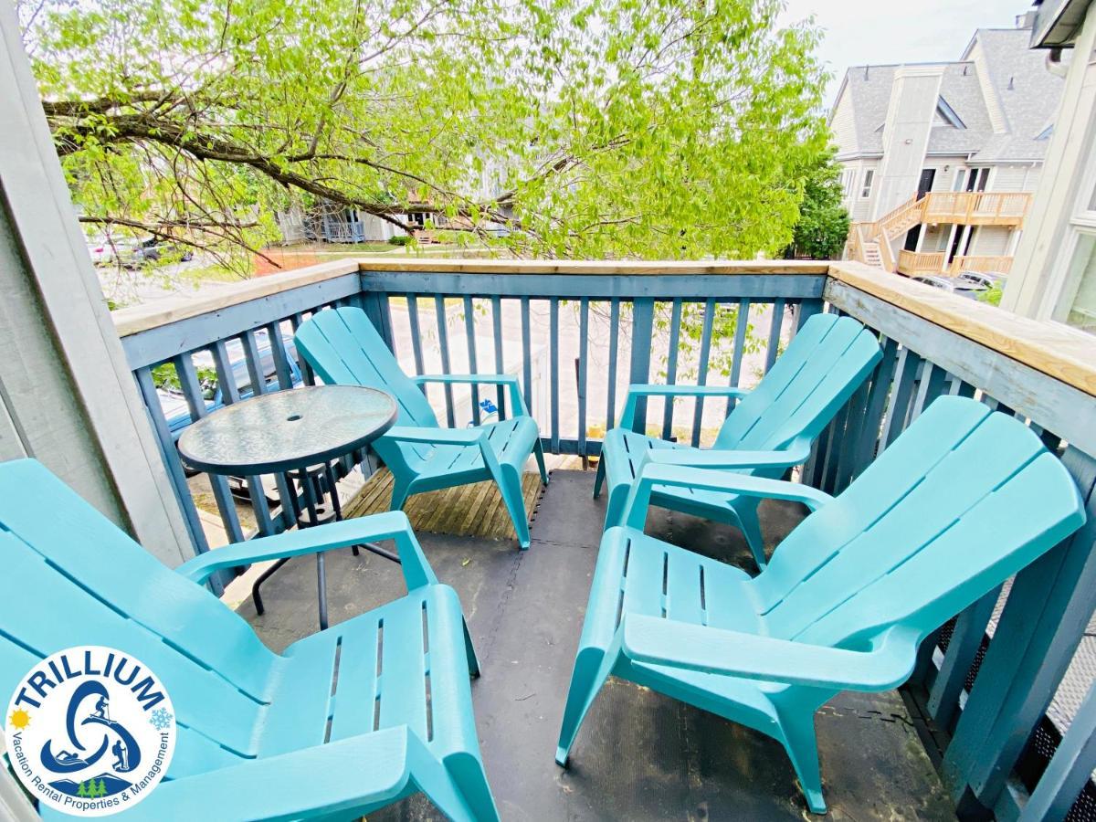 Cozy Studio Loft With 2 Baths Next To Slopes Blue Mountains Extérieur photo